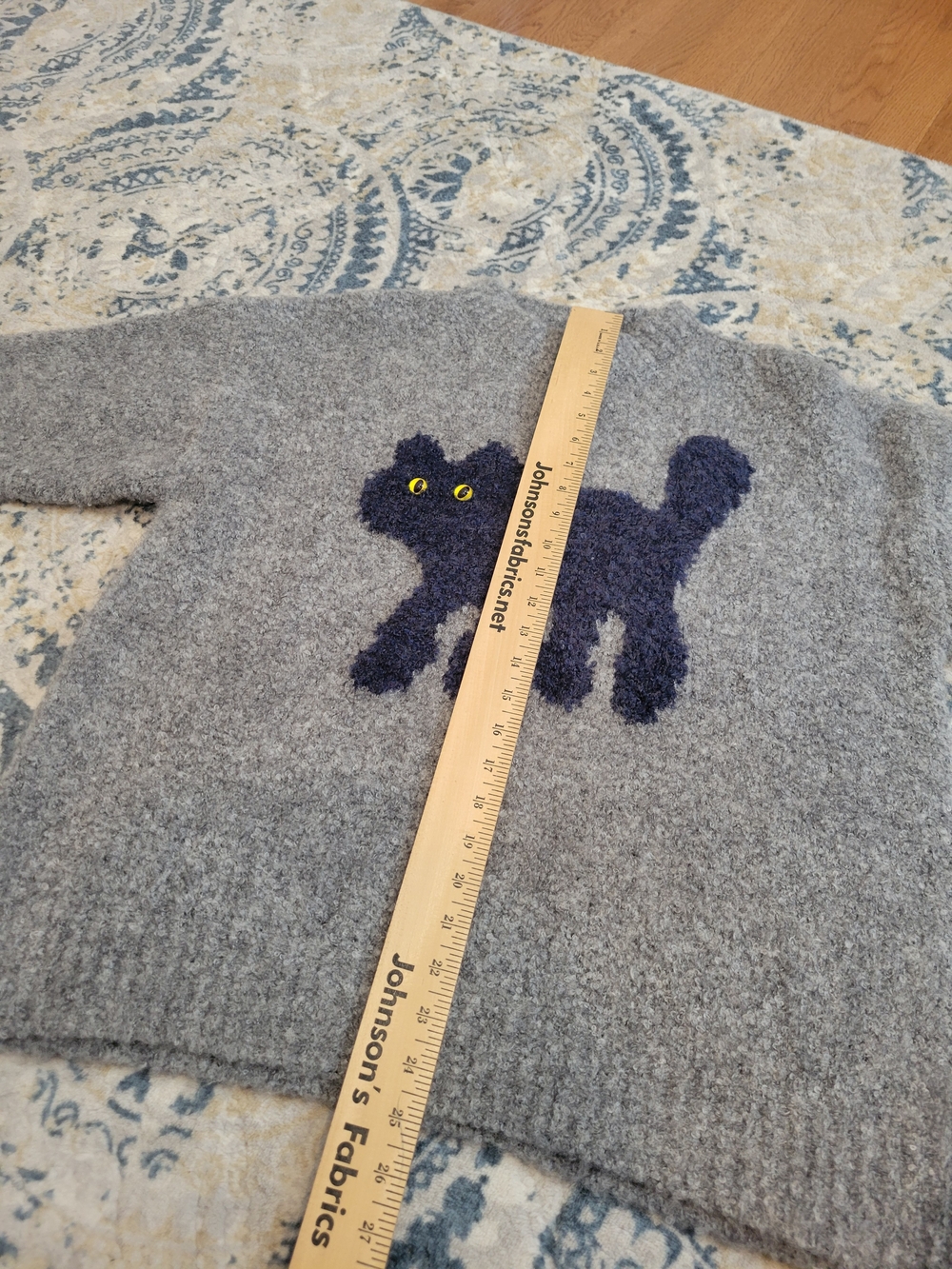 Cider Gray Cat Sweater with Cat Motif NWT Large - Picture 3 of 10